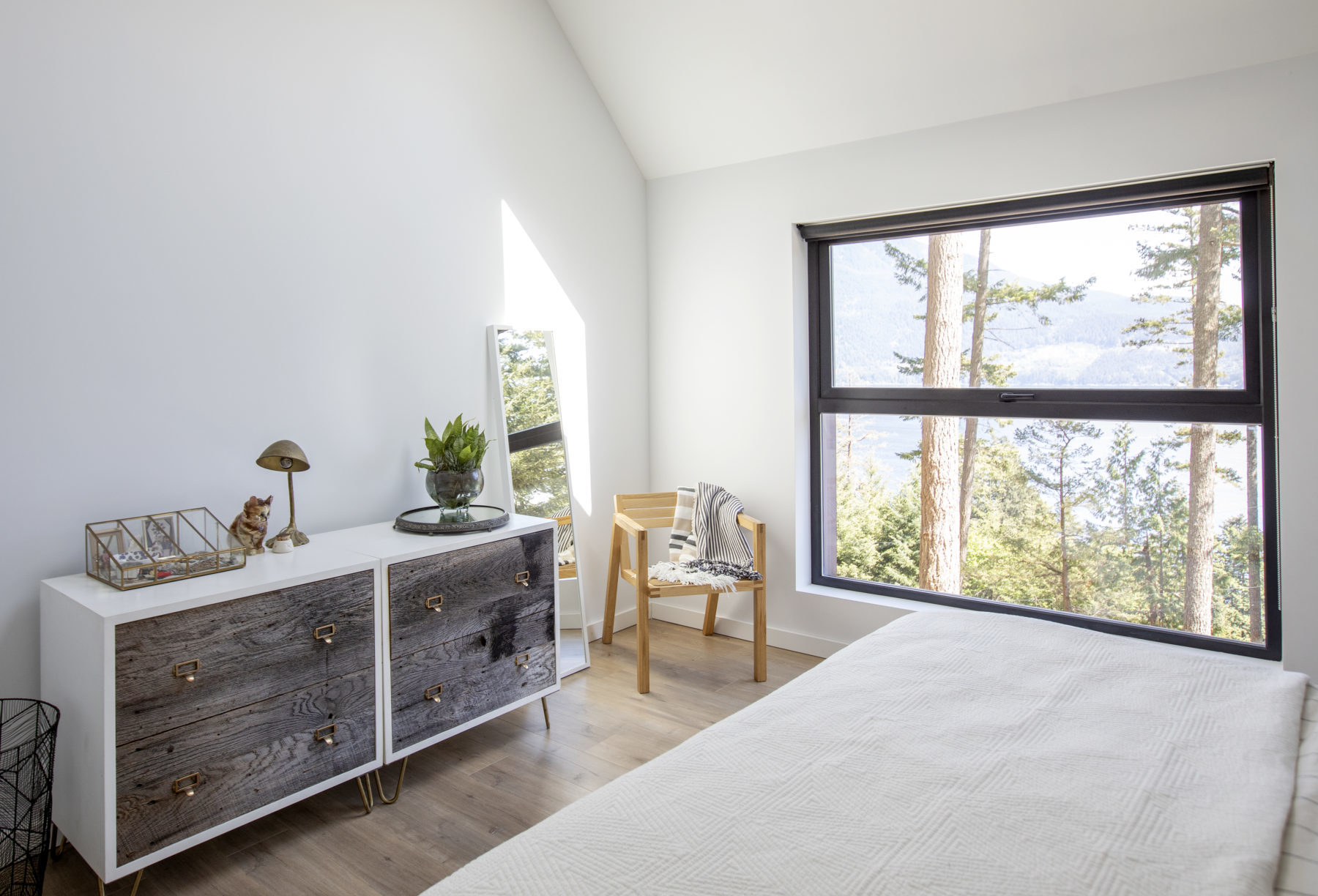 North Vancouver Best home renovation completed by Kennedy construction